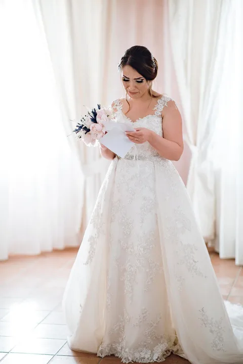 Matrimonio da Favola a Borgo Saverona: Il Vostro Fotografo di Matrimoni a Cirò Marina · foto 27