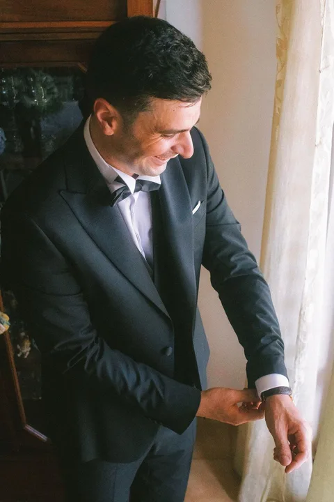 5 idee per l'abito da matrimonio dello sposo · foto 2