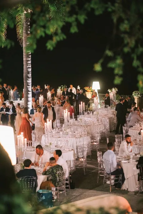 Una veduta di un allestimento di Tenuta Klope' all'esterno della struttura · foto 7
