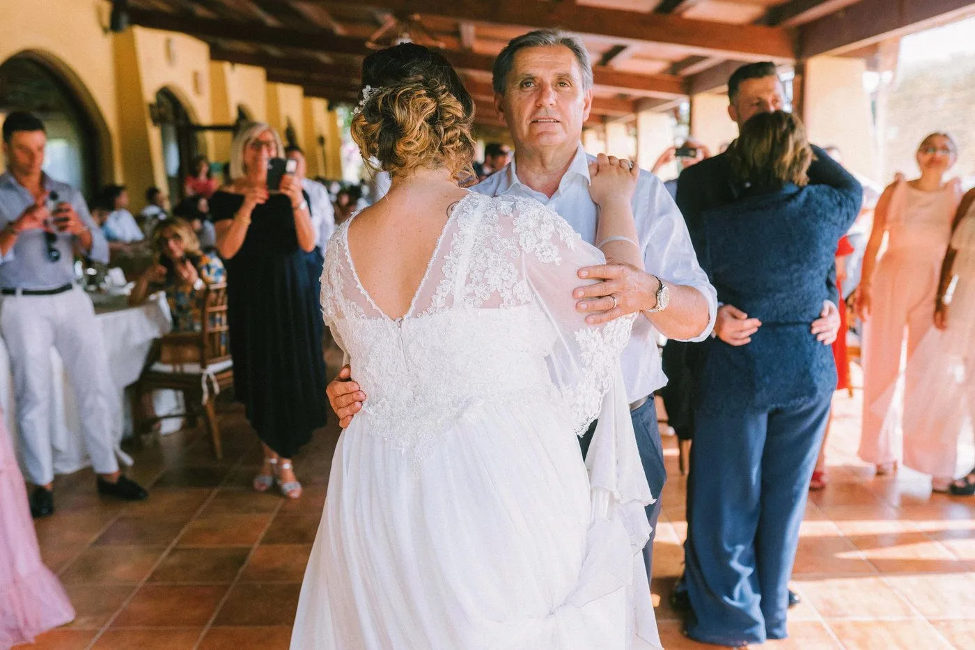 Primi raggi di sole di un grande amore alla fattoria il Borghetto. · foto 58
