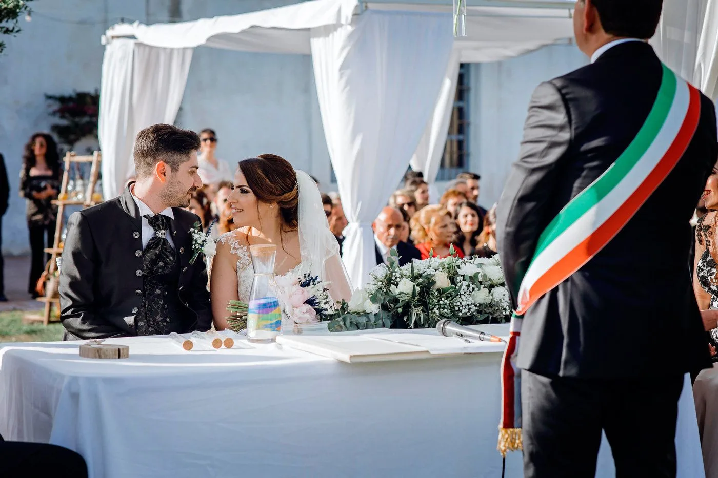Matrimonio da Favola a Borgo Saverona: Il Vostro Fotografo di Matrimoni a Cirò Marina · foto 26
