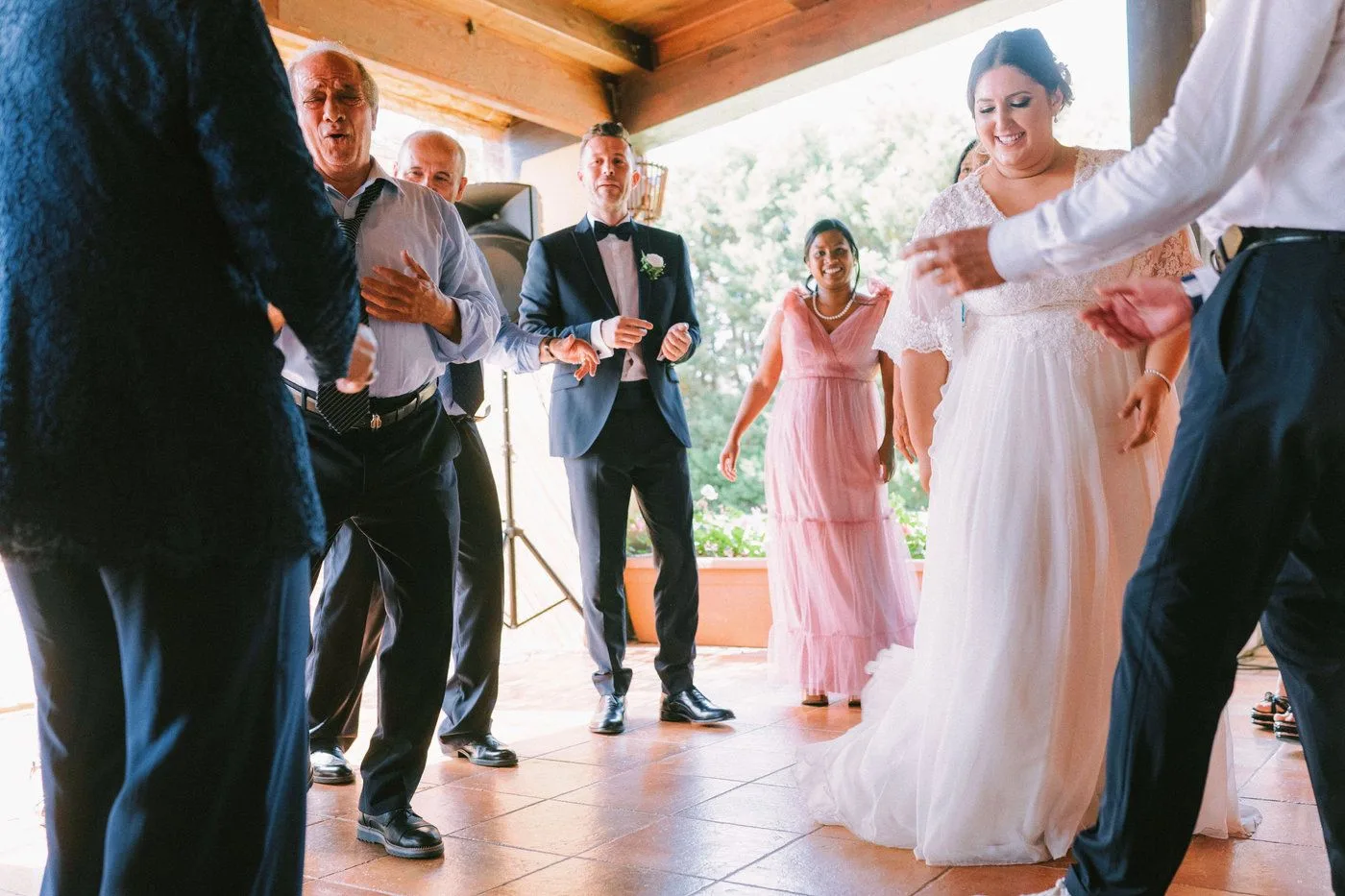 Primi raggi di sole di un grande amore alla fattoria il Borghetto. · foto 54